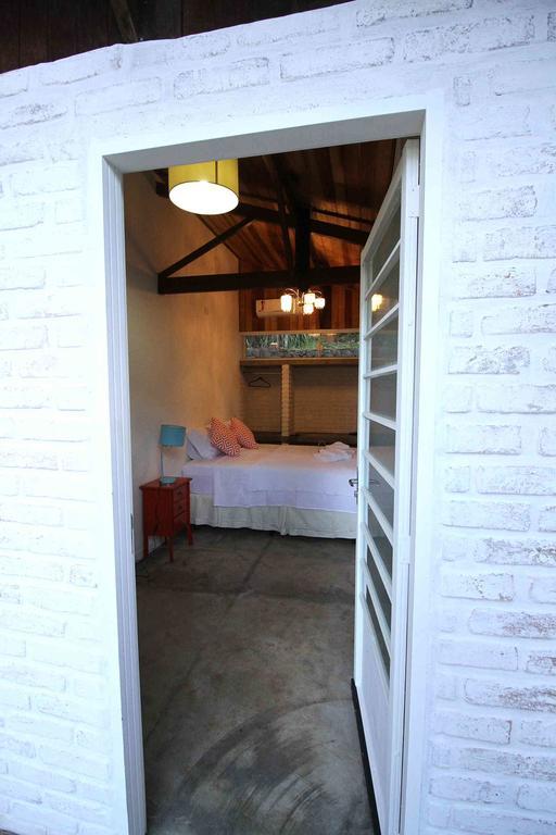 Chacara Ando Bed And Breakfast 阿瓜斯-迪圣巴巴拉 外观 照片